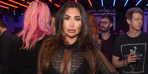 Kubet Ngôi sao TOWIE Lauren Goodger đánh dấu kỷ niệm một năm cái chết bi thảm của con gái